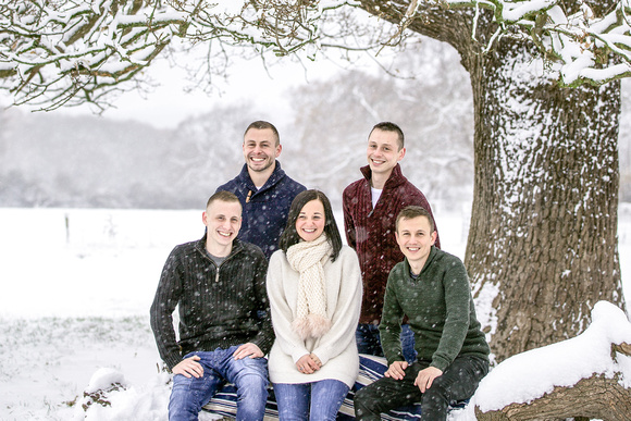winter family photoshoot Leicester-13